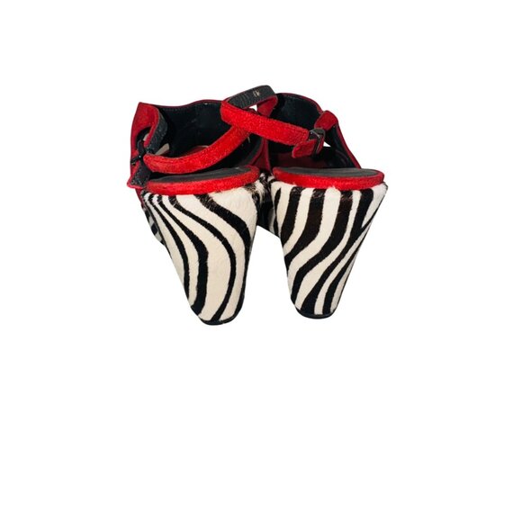Vaneli Red Suede Open-Toe Zebra Wedge Heel Sandals Cut-Out 8 Glam City Mob wife - Picture 10 of 10